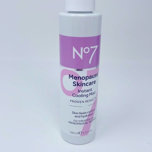 No7 Menopause Skincare Instant Cooling Refreshing Mist Spray - Picture 4 of 6